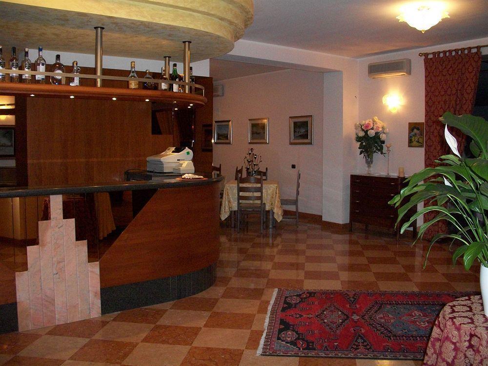 Hotel Olioso Peschiera del Garda Exterior foto