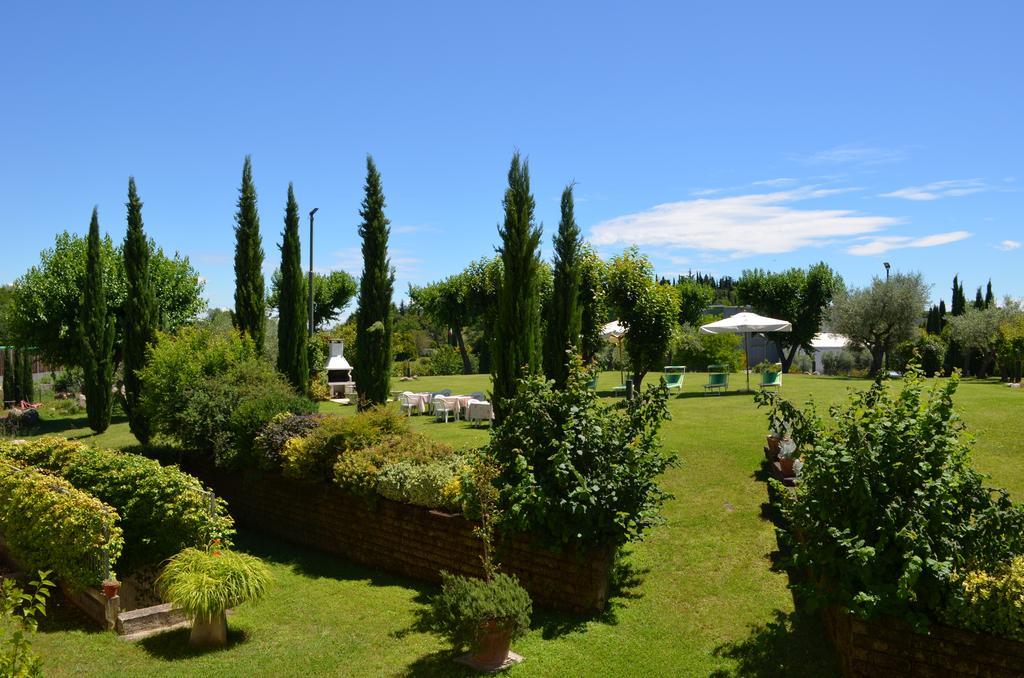 Hotel Olioso Peschiera del Garda Exterior foto